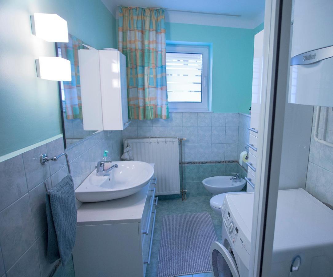 Goldenfields Apartment Kranj Extérieur photo